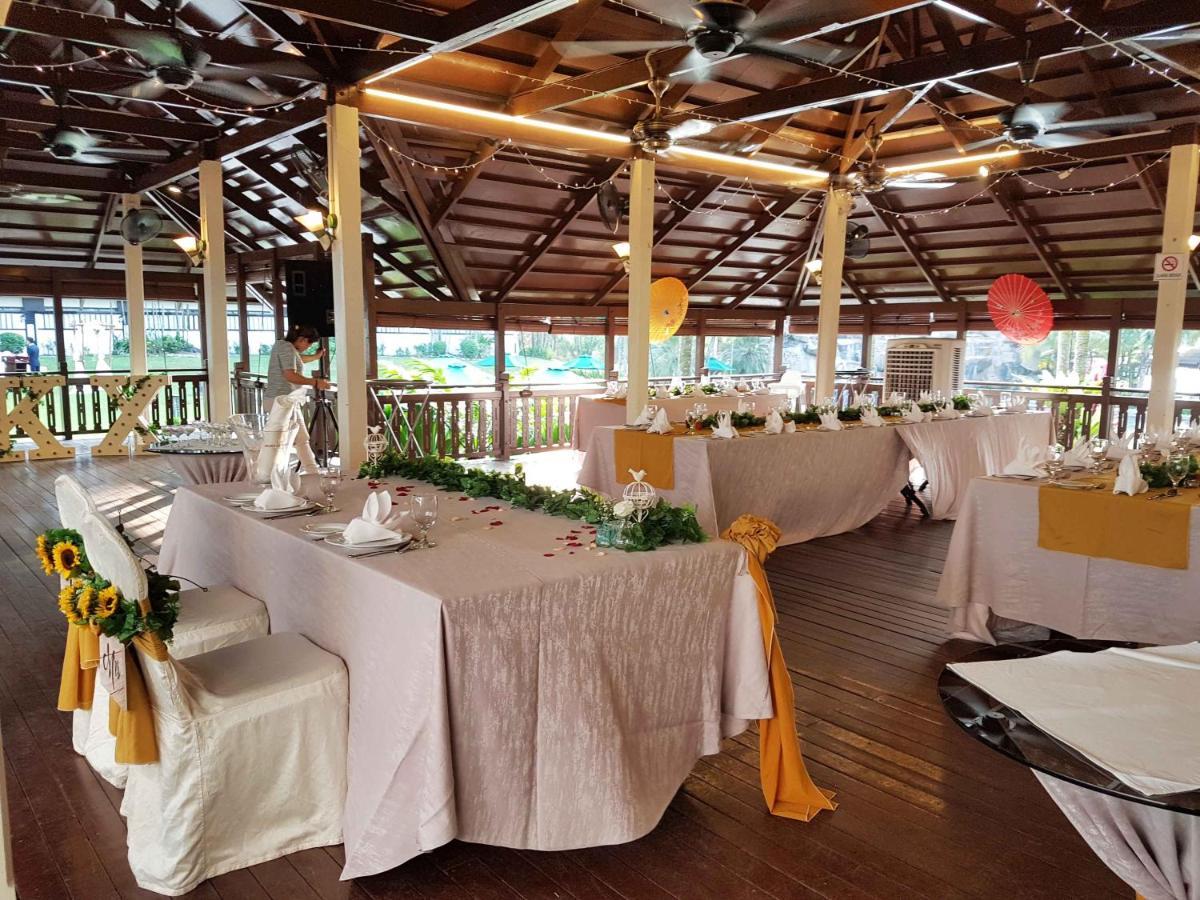Mines Beach Resort Hotel Seri Kembangan Exterior photo