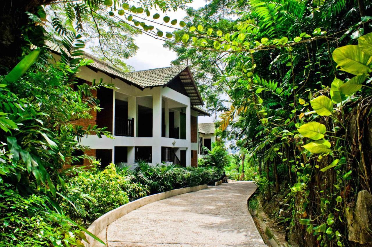 Mines Beach Resort Hotel Seri Kembangan Exterior photo