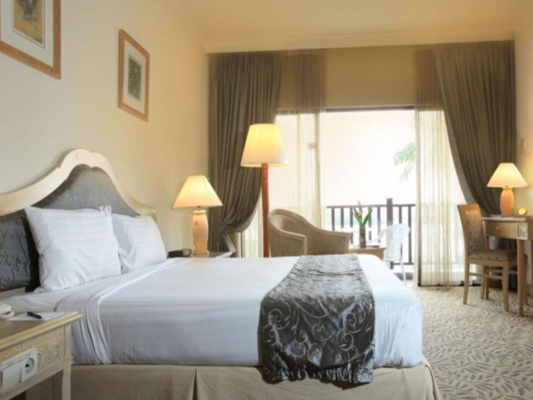 Mines Beach Resort Hotel Seri Kembangan Exterior photo