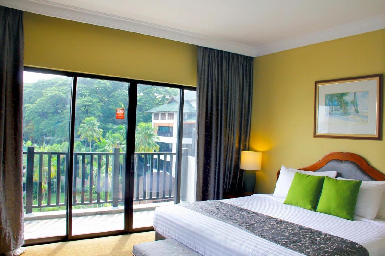 Mines Beach Resort Hotel Seri Kembangan Exterior photo