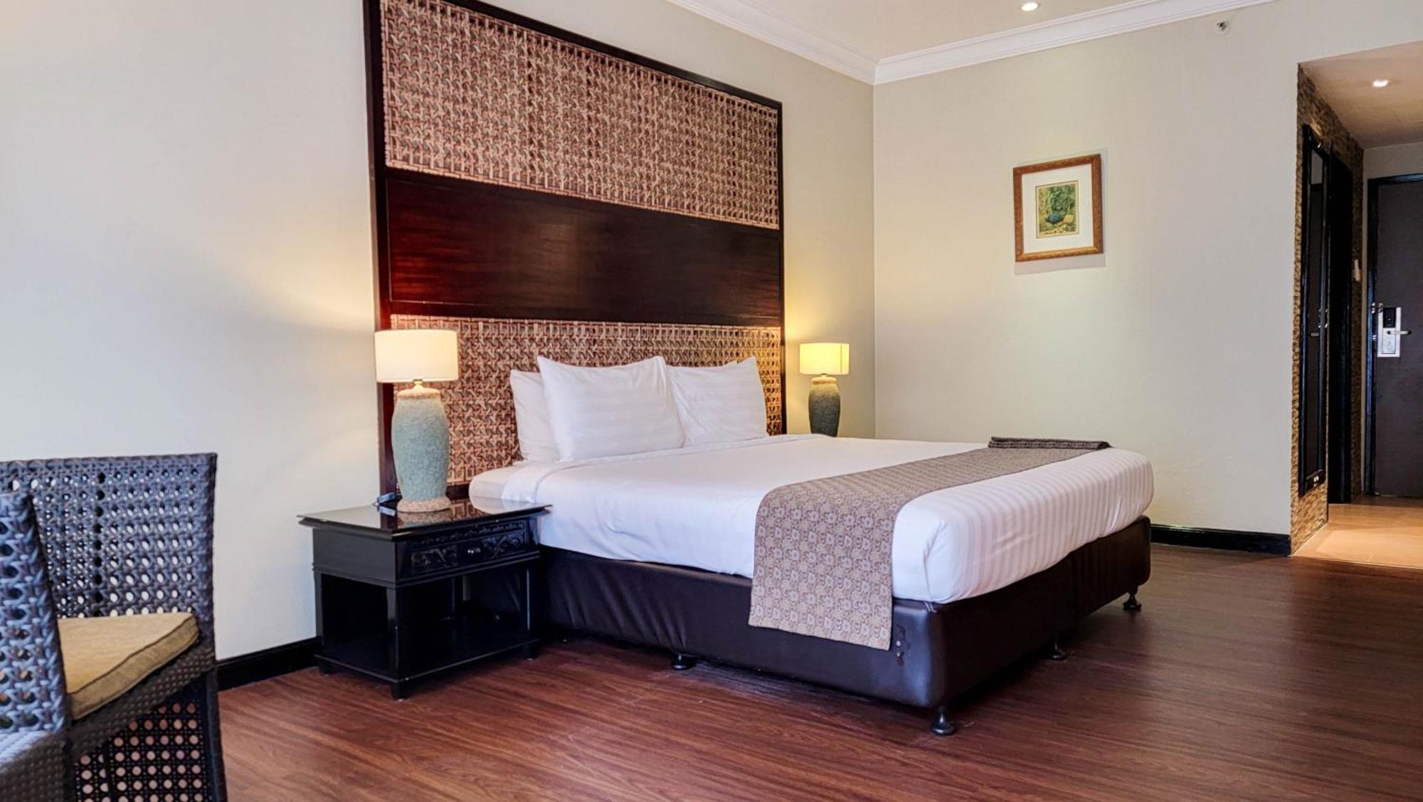 Mines Beach Resort Hotel Seri Kembangan Exterior photo